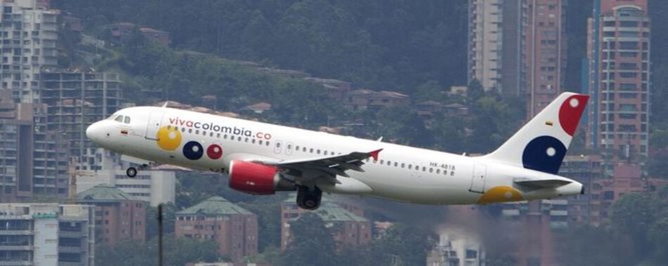Aerolínea de bajo costo VivaColombia compra 50 aviones a fabricante Airbus