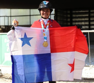 Marissa Thompson, con la primera medalla de oro para Panamá