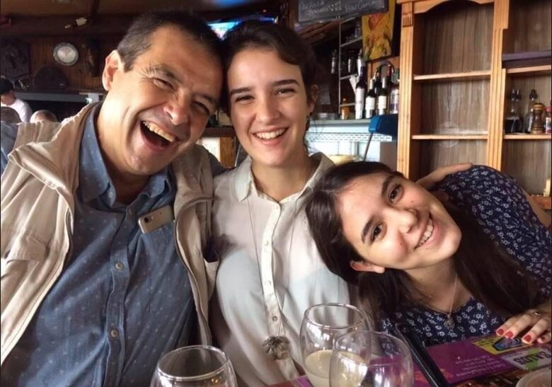 ‘Si pudiese sostener un cuchillo, no les pediría nada’: el caso de Pablo Salgueiro, el hombre con ELA que se convirtió en símbolo de la ley de eutanasia aprobada en Uruguay