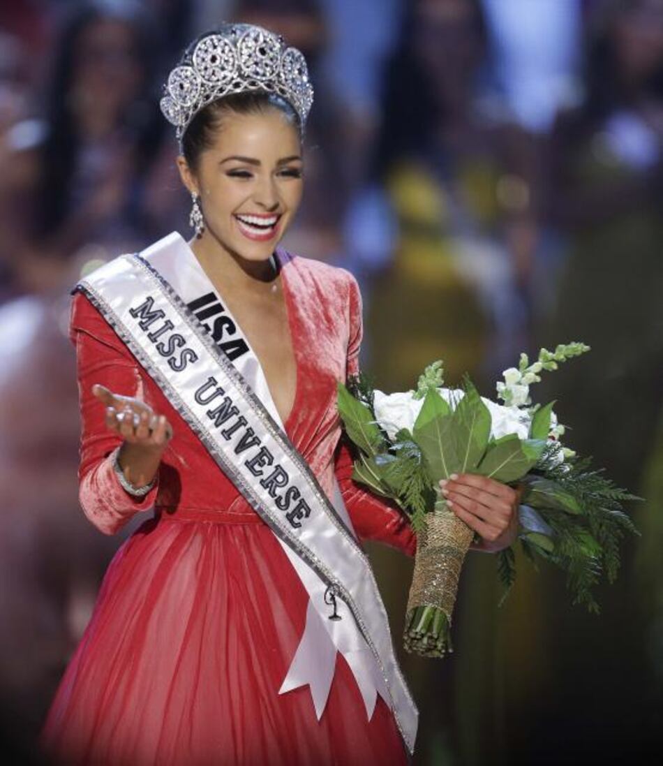Miss Estados Unidos coronada la mujer mas bella del Universo