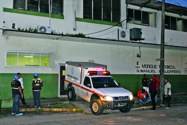 Fallece niña de siete años tras ser atropellada en Colón; policía busca al conductor