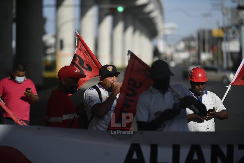 Protestas y cierres continúan en el área metropolitana y el interior del país
