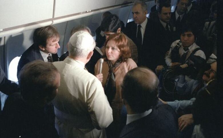 Una vida viajando con los papas