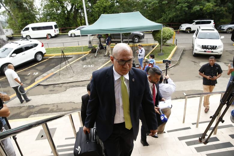 Minuto a minuto: inicia el juicio del caso New Business; fracasan los intentos de Martinelli por posponer el acto y apartar a la juez