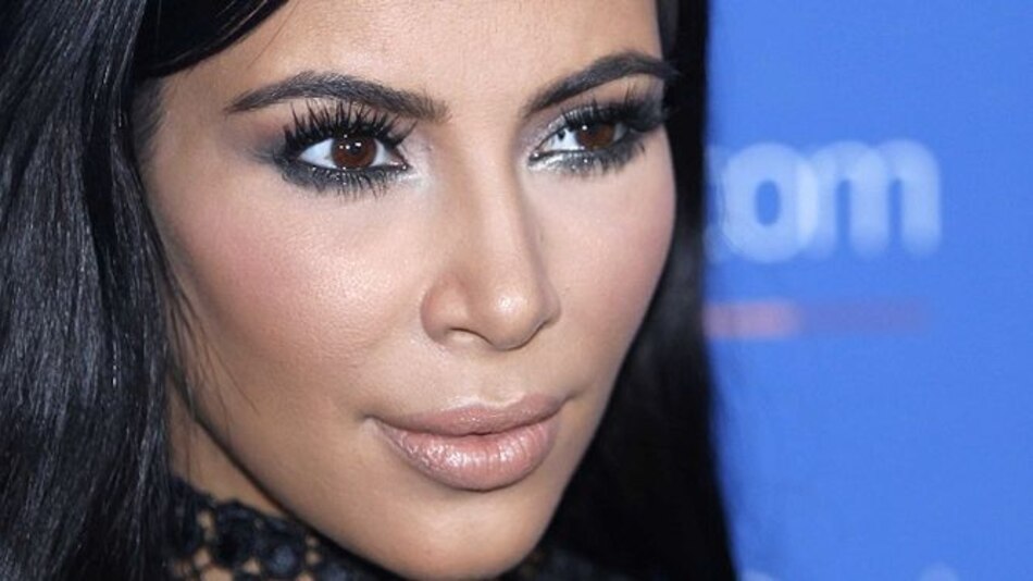 Kim Kardashian logró desatarse y llamar a su guardaespaldas tras asalto