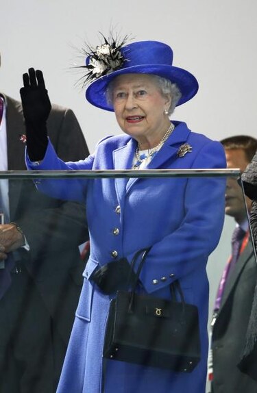 La reina Isabel II, ‘encantada’ de actuar con James Bond
