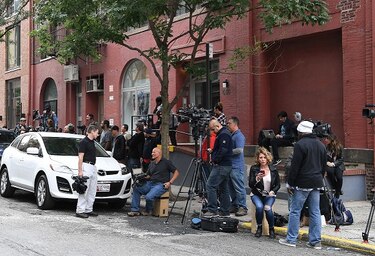 Kim Kardashian regresa a Nueva York tras millonario asalto en París