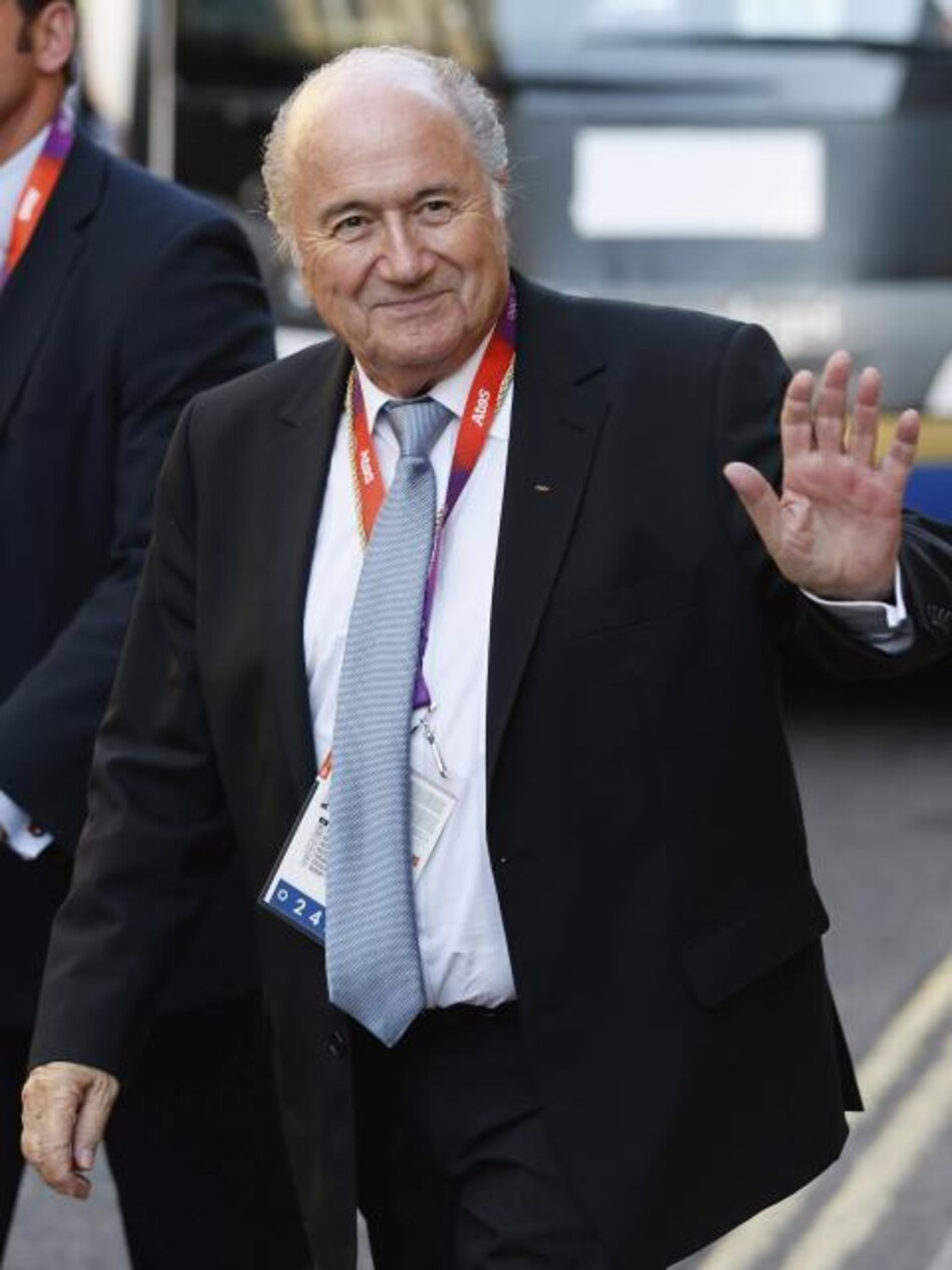 Blatter asegura que la FIFA está en paz y en proceso de cambio