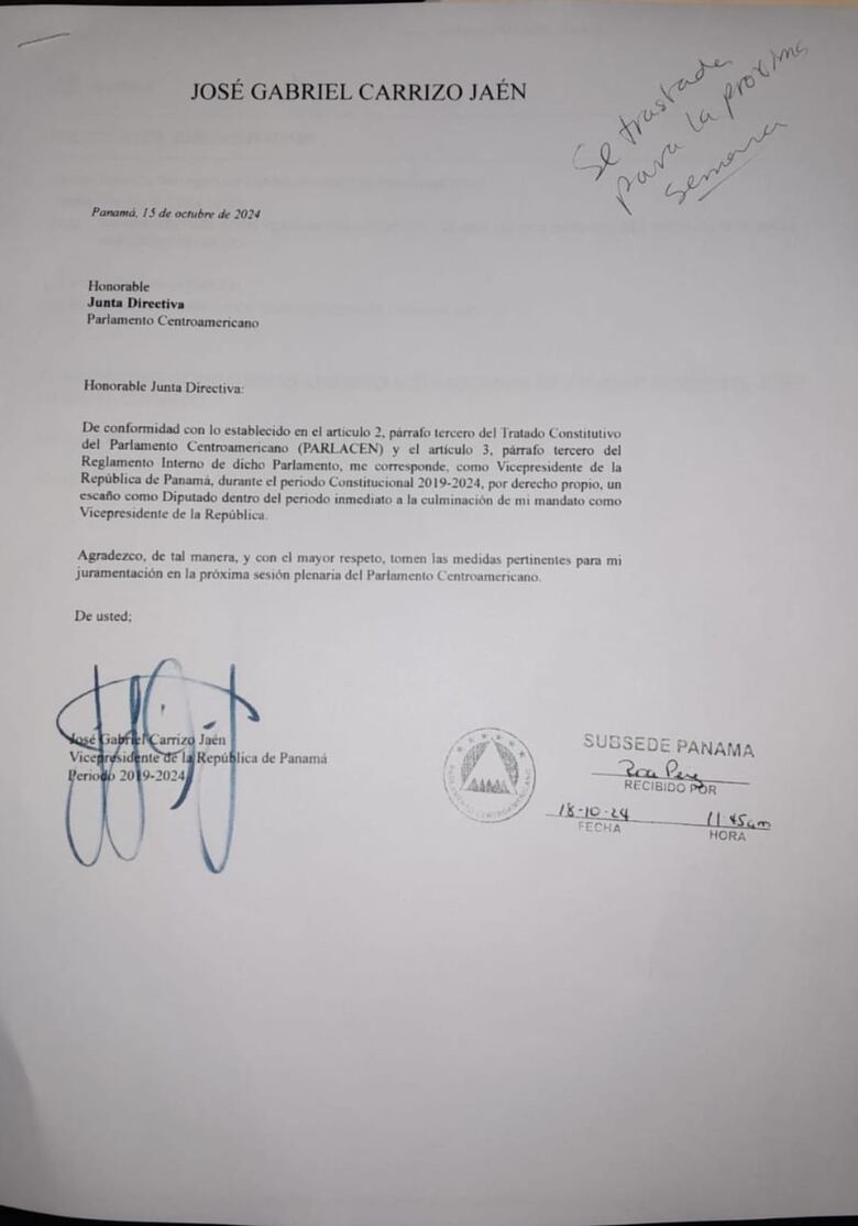 El exvicepresidente José Gabriel Carrizo solicita ser juramentado en el Parlacen