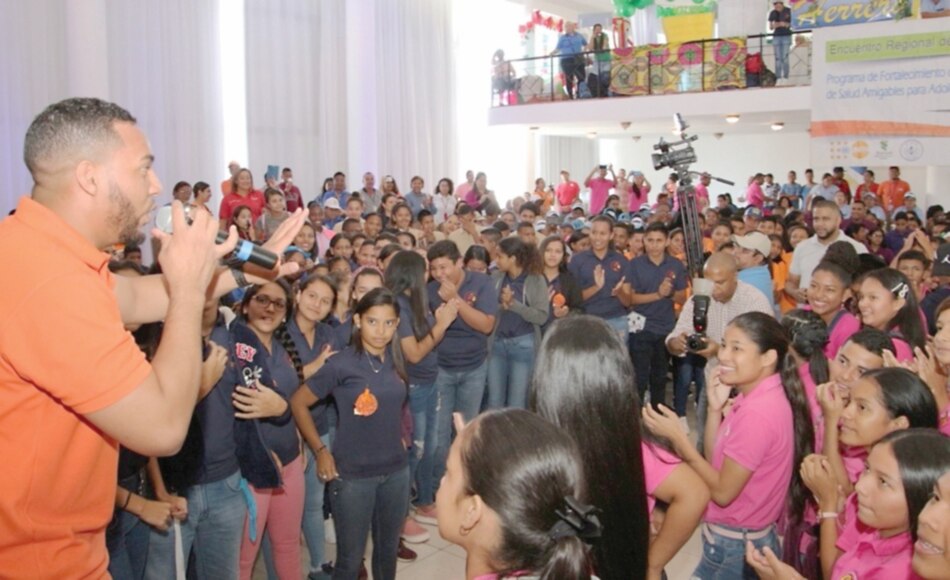 CSS refuerza programa de servicios de salud dirigido a los adolescentes