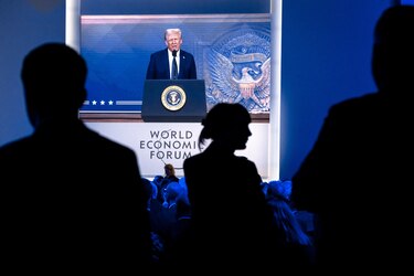 Trump en Davos: ‘fabriquen en Estados Unidos o paguen aranceles’