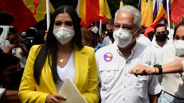José Isabel Blandón y Katleen Levy se postulan para presidir el Partido Panameñista