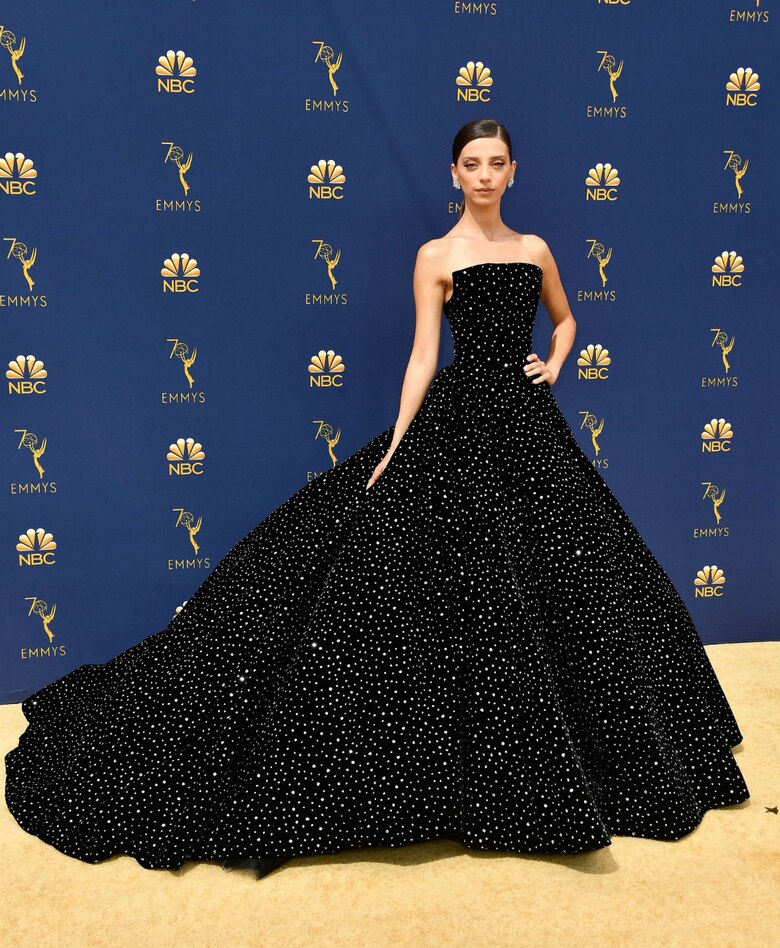 La alfombra dorada de los premios Emmy 2018
