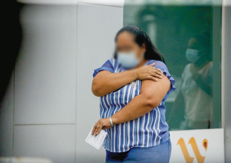 Vacunación anticovid clandestina en Coco del Mar