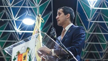 Tribunal solicita allanar la inmunidad parlamentaria de Juan Guaidó