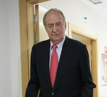 Rey de España sigue su recuperación tras operación de hernia discal