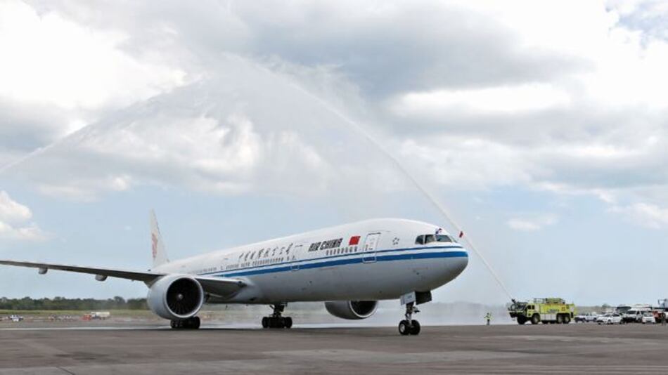China reduciría aranceles a piezas de avión