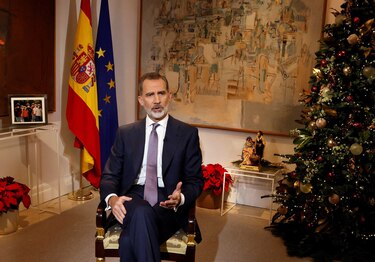 El rey de España pide un esfuerzo colectivo ante la escalada de contagios de la Covid-19