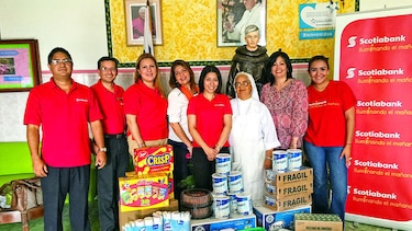 Voluntarios de Scotiabank Panamá entregan donativo