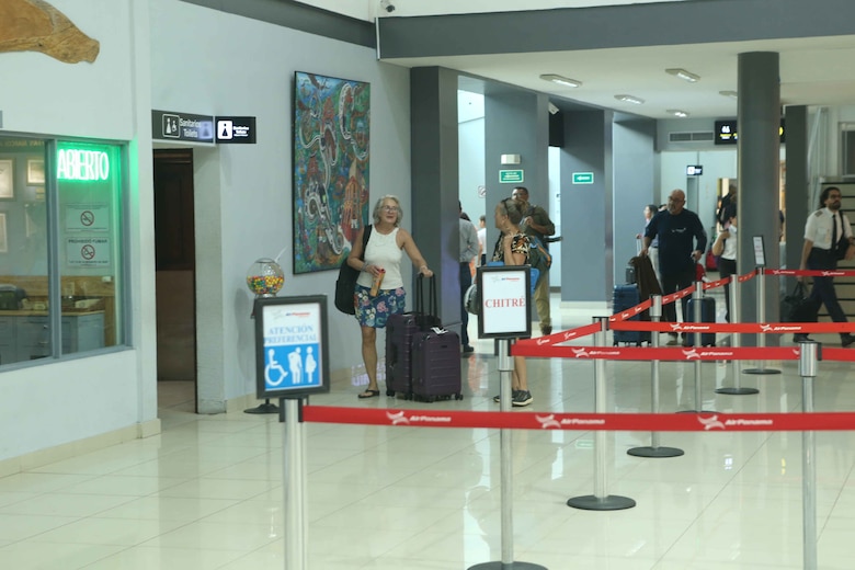 Renovación del aire acondicionado en el Aeropuerto Marcos A. Gelabert costará $359,500