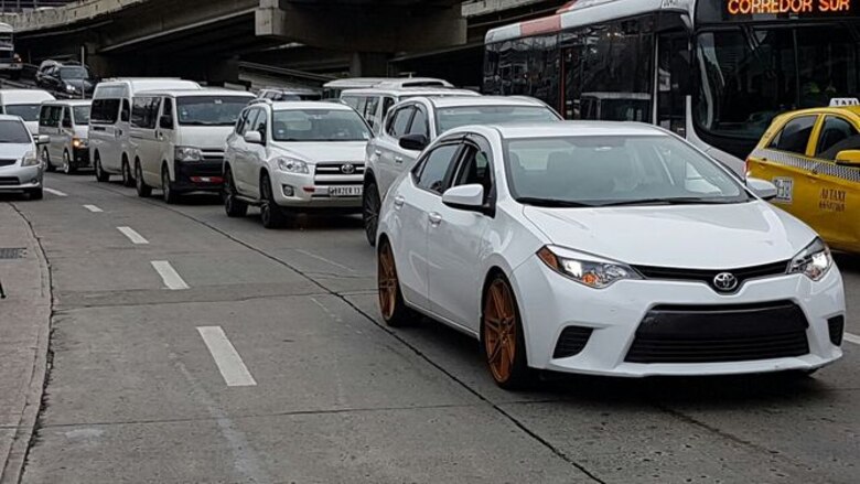 Conductores protestan contra la plataforma Uber