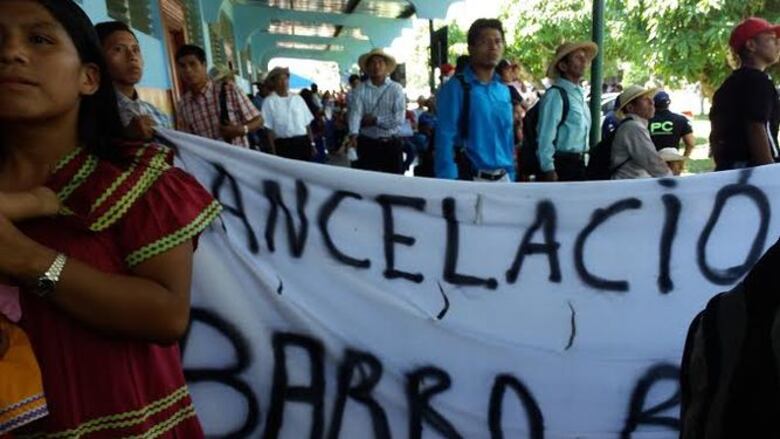Varela pide a indígenas que permitan la culminación de Barro Blanco
