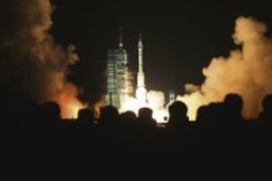 China pone en el espacio a otros tres ‘taikonautas’