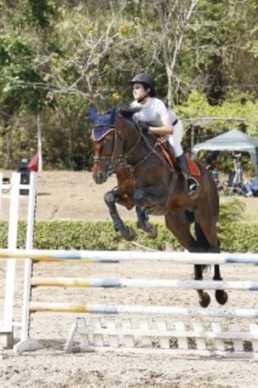 Segundo evento nacional de equitación en Cerro Azul