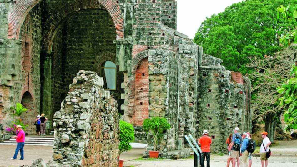 Turismo continuará a la baja