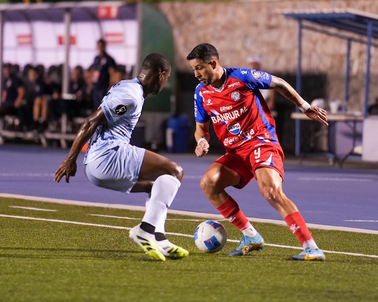 Copa Centroamericana: César Aguilar confía en revertir la serie