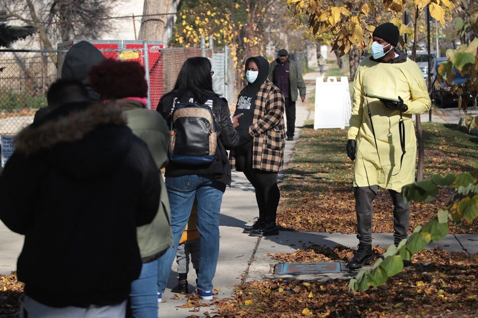 Chicago pide a sus habitantes confinarse de nuevo ante aumento de la Covid-19