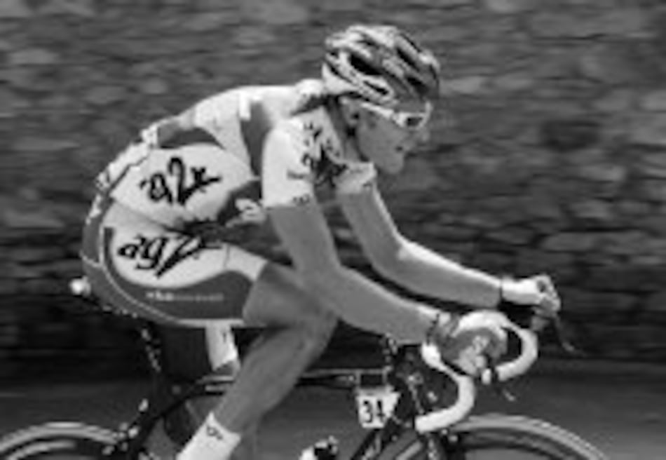 Calzati se escapó y logró ganar la octava etapa