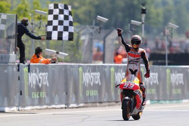 Márquez gana su quinta carrera consecutiva
