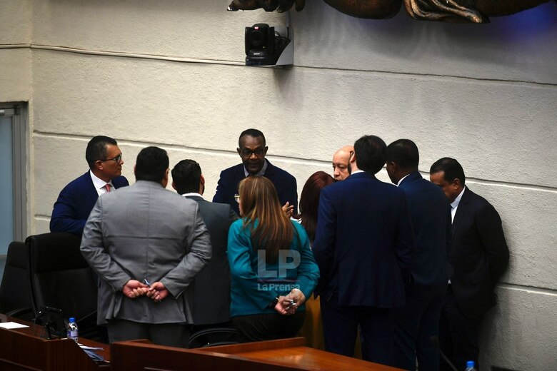 La extinción de dominio quedó atrapada en el choque de poderes de la Asamblea; el proyecto fue archivado