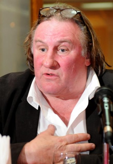 Proponen a Depardieu afiliarse a Partido Comunista ruso