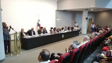 Aprueban en primer debate proyecto del bono extraordinario para jubilados y pensionados