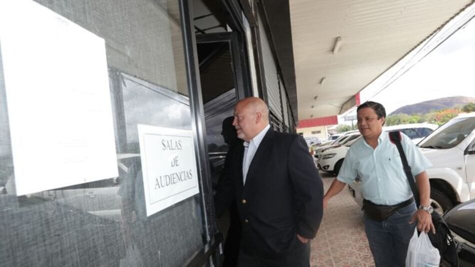 Tribunal confirma condena a Richard Fifer por caso de Gold Dragon Capital