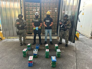 Panamá incauta más de media tonelada de droga hallada en contenedor con destino a España