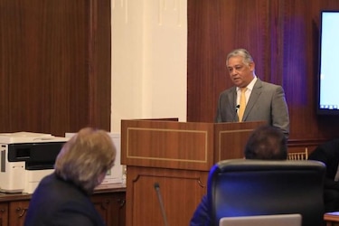 Panamá abre camino para la red 5G y fija precio de bandas