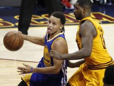 Warriors empatan la final