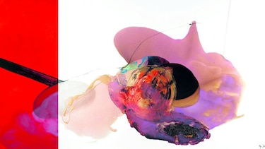 Olga Sinclair expondrá en tres países