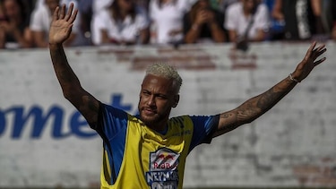 Neymar dice que está 'casi' recuperado de su lesión a días de volver al PSG