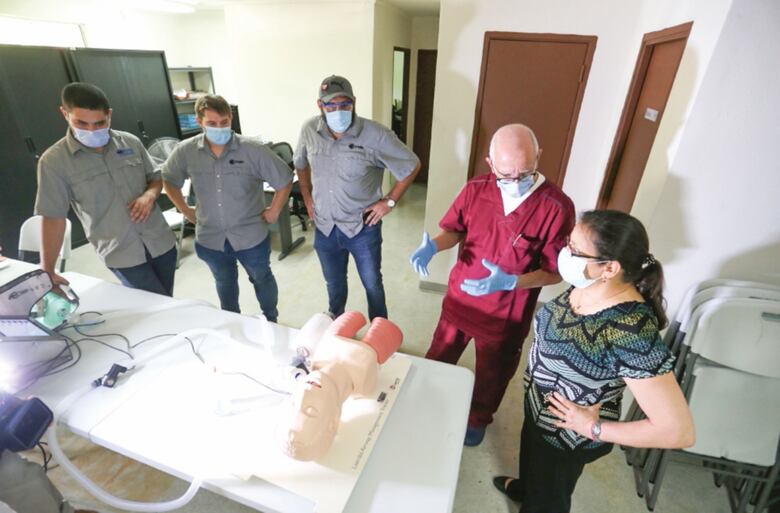 El virus  pone a prueba el talento y la creatividad de los panameños