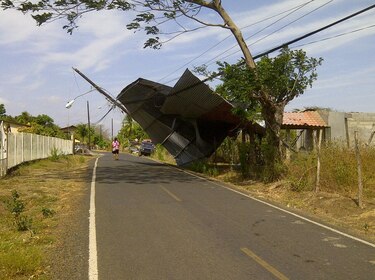 Fuertes oleajes impiden zarpe hacia Isla Iguana