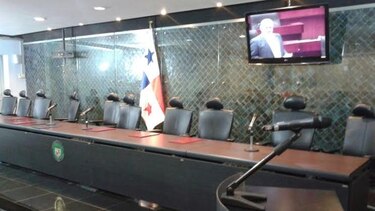 Retraso en la sesión de la Comisión de Gobierno de la Asamblea Nacional