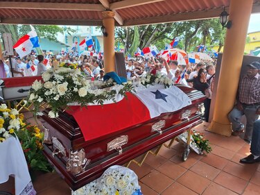 Claman justicia en el sepelio de los dos hombres asesinados en Chame