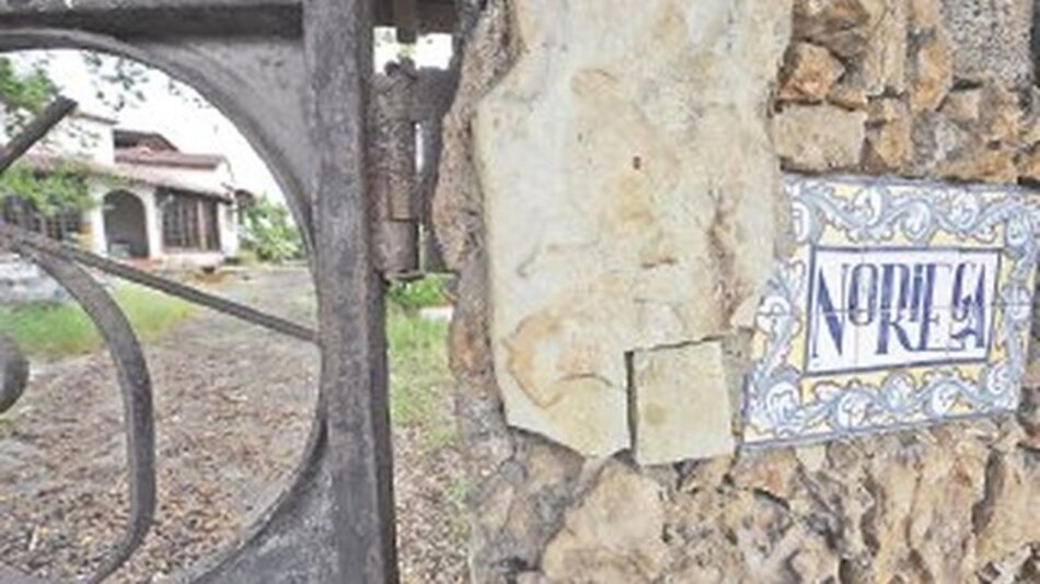 Ex dictador Noriega reclama propiedades confiscadas