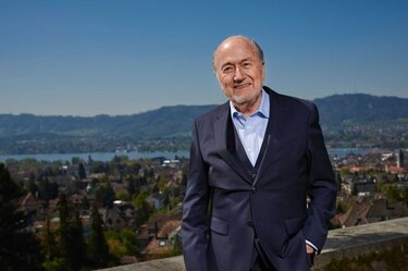 Blatter lamenta haber permanecido tanto tiempo al frente de la FIFA