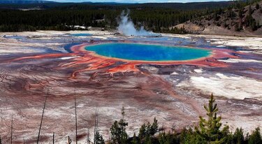 Aguas termales de Parque Yellowstone disuelven cuerpo de un joven de 23 años