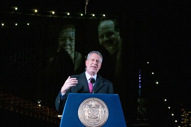 Nueva York rinde homenaje a sus más de 30 mil muertos por Covid-19